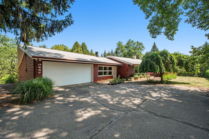 3447 Fulton Street NE  Grand Rapids MI 49546 photo
