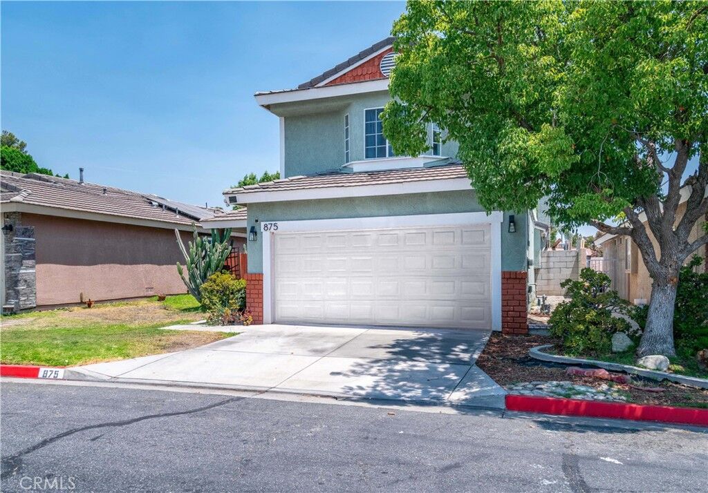 Property Photo:  875 S Rexford Street  CA 92376 