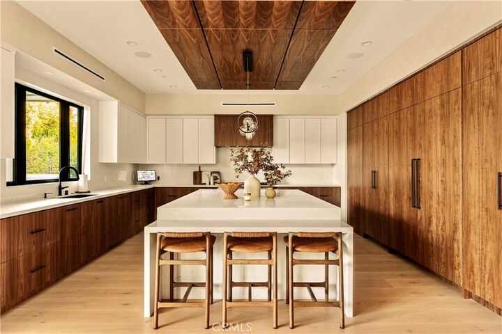 Property Photo:  4138 Sunnyslope Avenue  CA 91423 