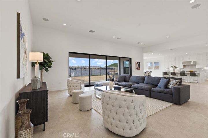 Property Photo: 30041 N Avenida Sierra Madre CA 91354