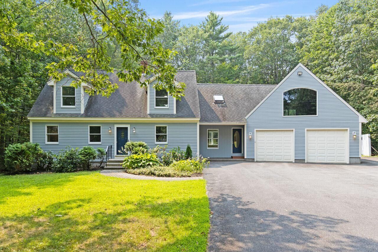 Property Photo: 9 Wildridge Road ME 04084