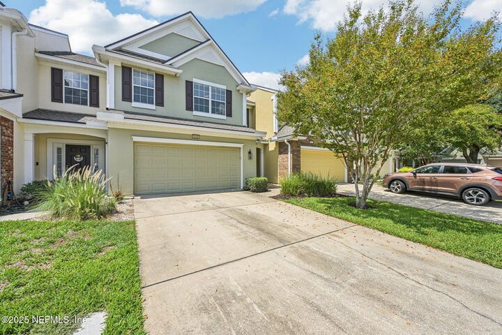 Property Photo:  6359 Autumn Berry Circle  FL 32258 