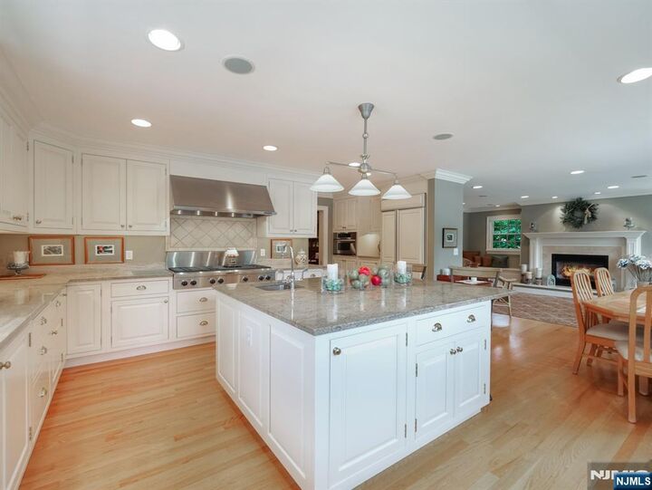 Property Photo:  37 Roosevelt Boulevard  NJ 07006 