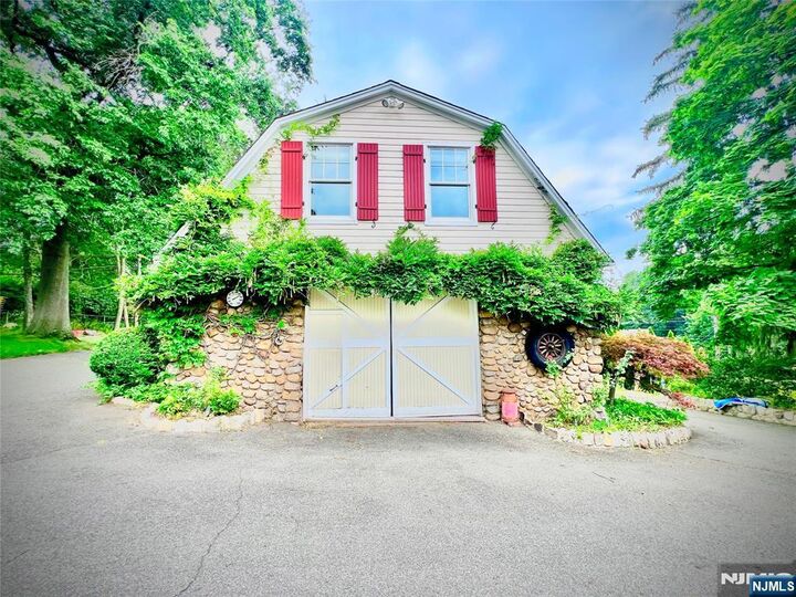 Property Photo:  200 Rea Avenue Extension  NJ 07506 