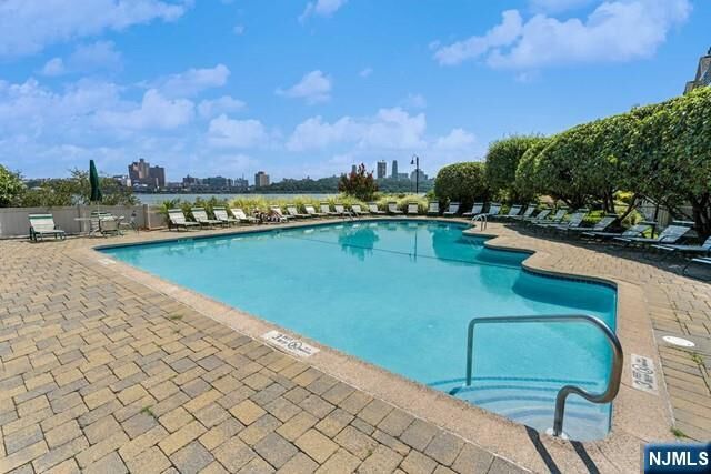 Property Photo:  200 Grand Cove Way 3G  NJ 07020 