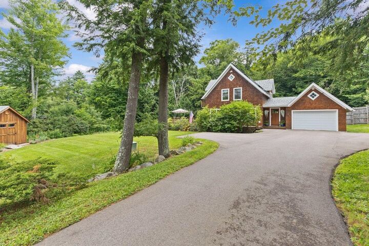 Property Photo: 367 Sylvan Park Road VT 05672