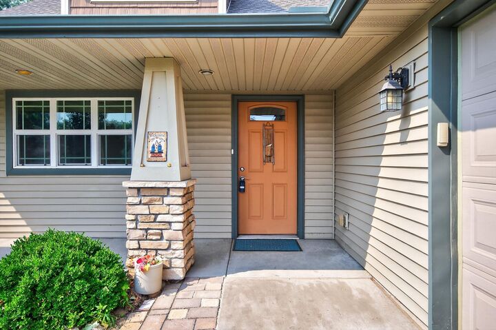 Property Photo: 35 E Pullman Avenue MN 55071