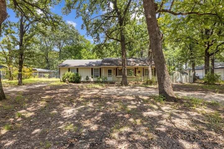 Property Photo:  112 Pierce Drive  TX 75156 
