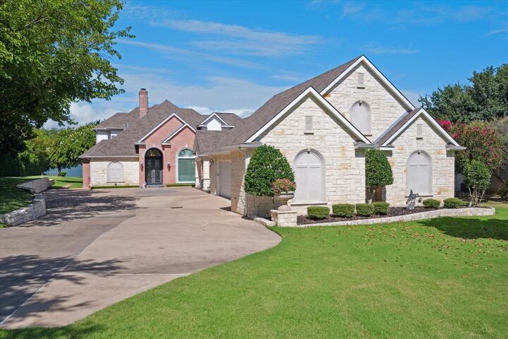 Property Photo:  136 Yankee Creek Road  TX 75032 