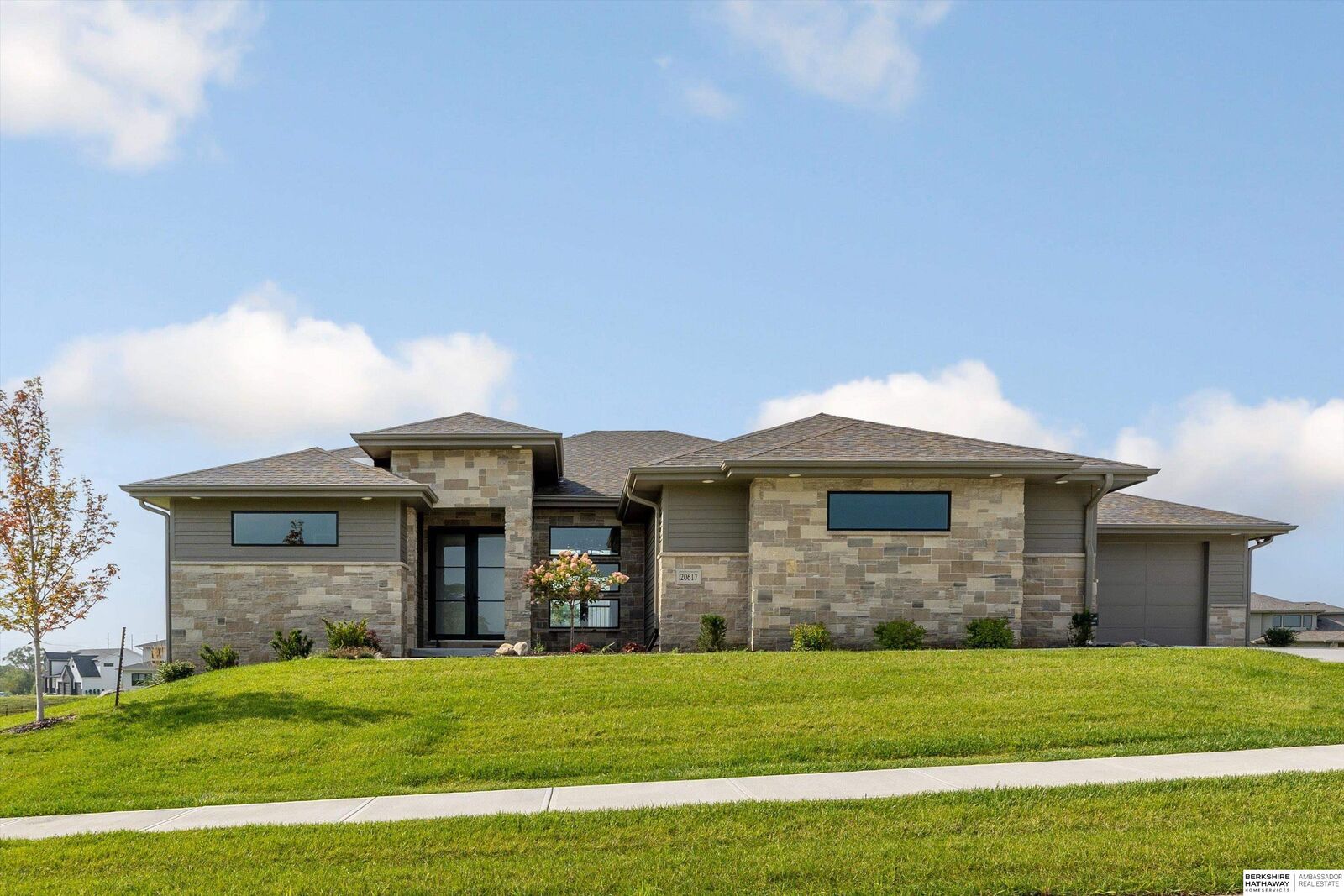 Property Photo:  20617 Kansas Avenue  NE 68022 