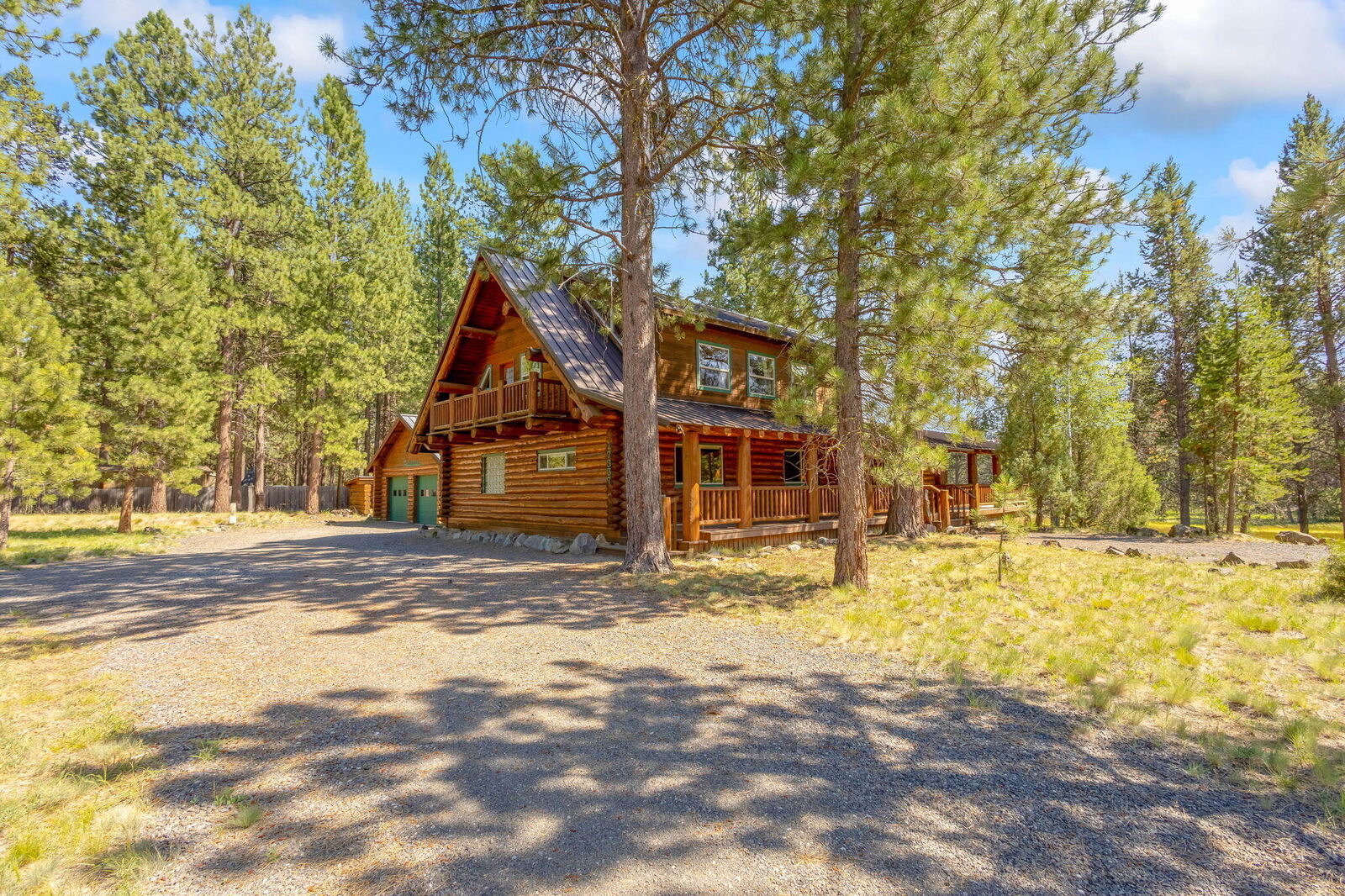 Property Photo: 17337 Elsinore Road OR 97707