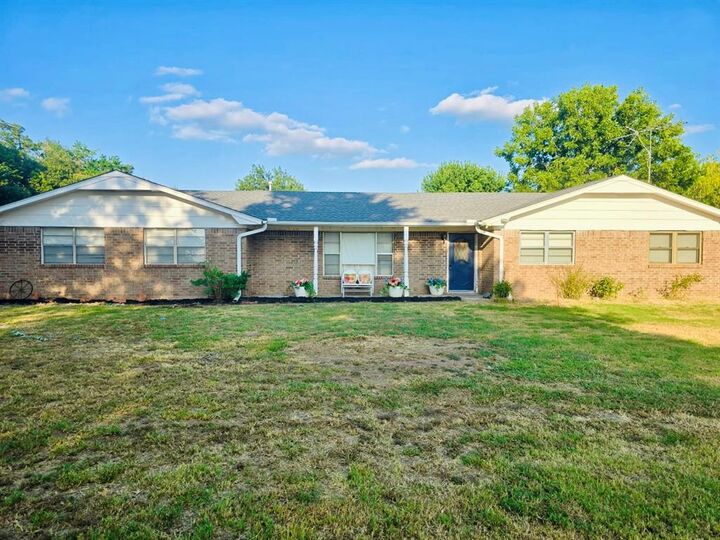 33057 Square Top Road  Anadarko OK 73005 photo