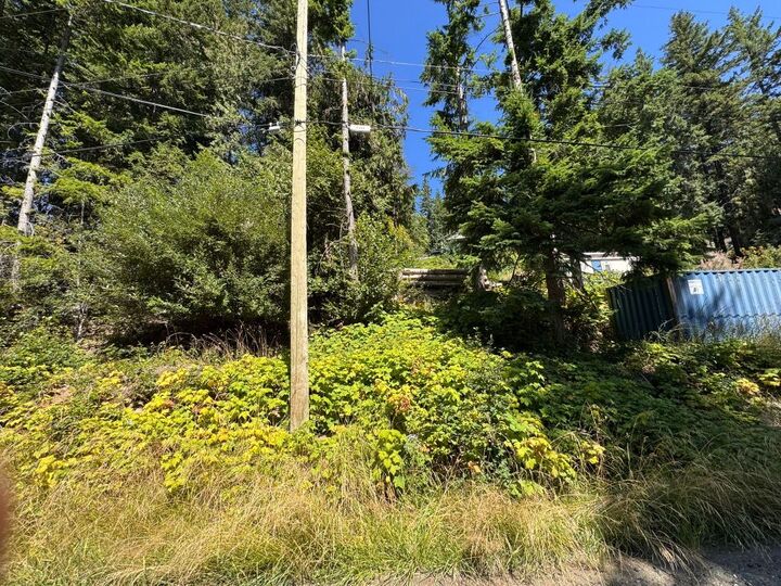 Property Photo:  Lonneke Trail  BC V0E 1M8 