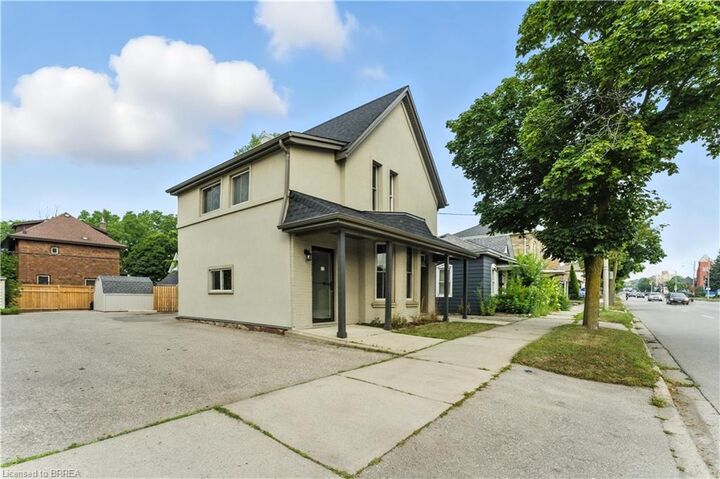 Property Photo: 192 Brant Avenue ON N3T 3H9