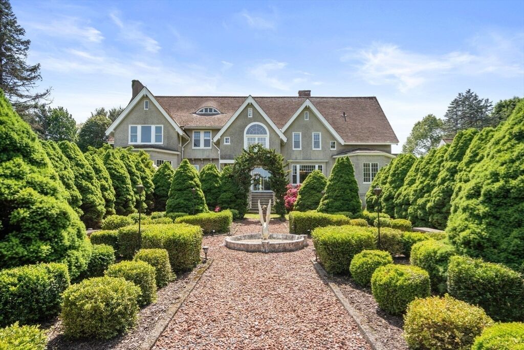 Property Photo:  154,156 Prospect  MA 01583 