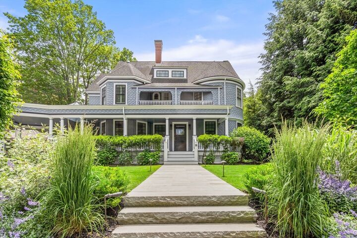 Property Photo: 18 Sewall St MA 02465