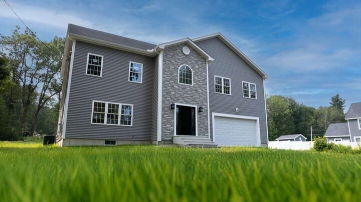 217 Prospect St  Auburn MA 01501 photo