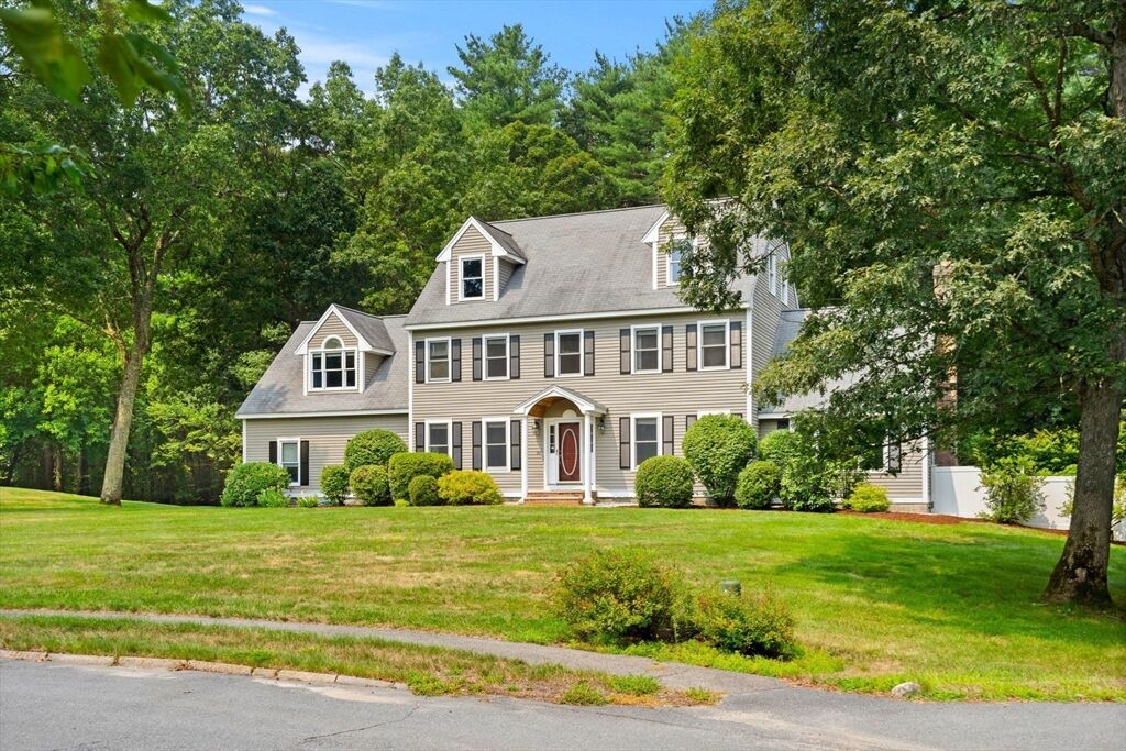 Property Photo: 95 Overlook Dr MA 01450