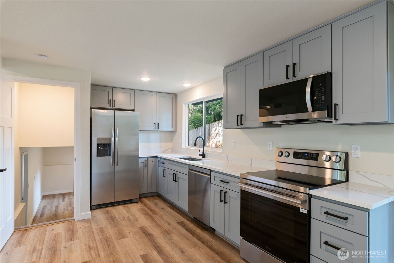Property Photo: 7611 NE Beachwood Avenue WA 98370