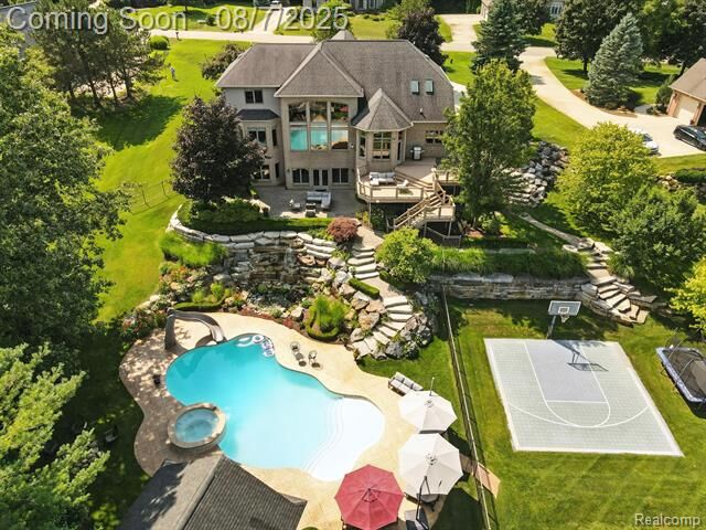 Property Photo:  815 Pinery Boulevard  MI 48362 
