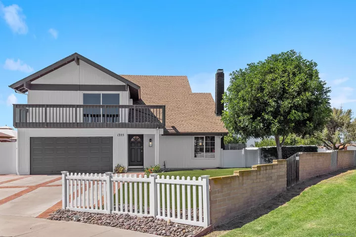1355 Valencia Loop  Chula Vista CA 91910 photo