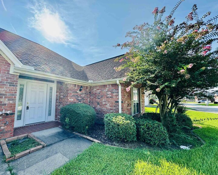 Property Photo: 7748 Golfhill Drive TX 77642