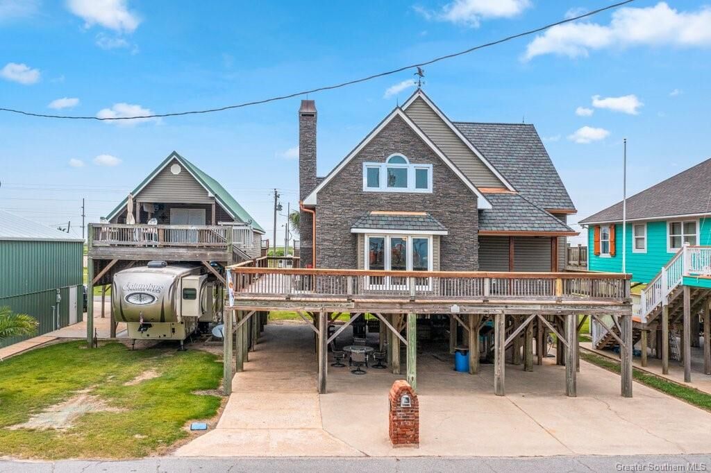 Property Photo: 2314 Teal Street LA 70631