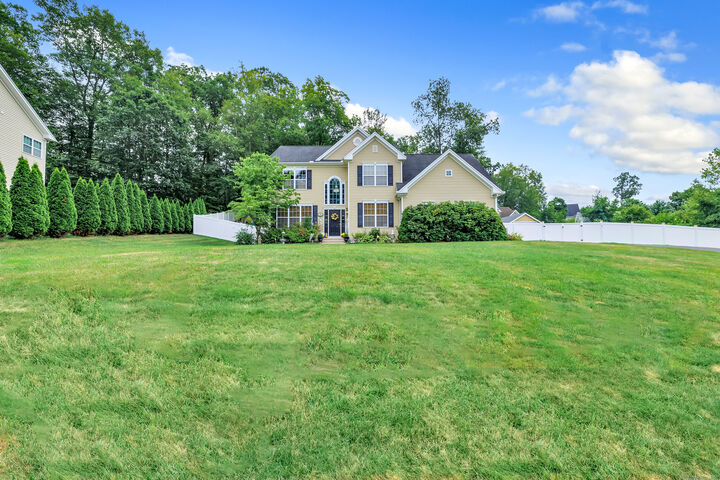 Property Photo:  5 Forest Hollow Road  CT 06483 