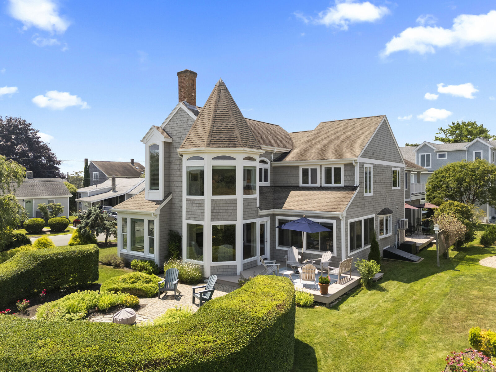 Property Photo:  4 Island Avenue  CT 06340 