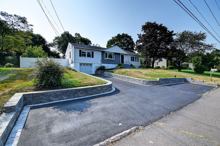 Property Photo: 48 Deer Run Road CT 06492