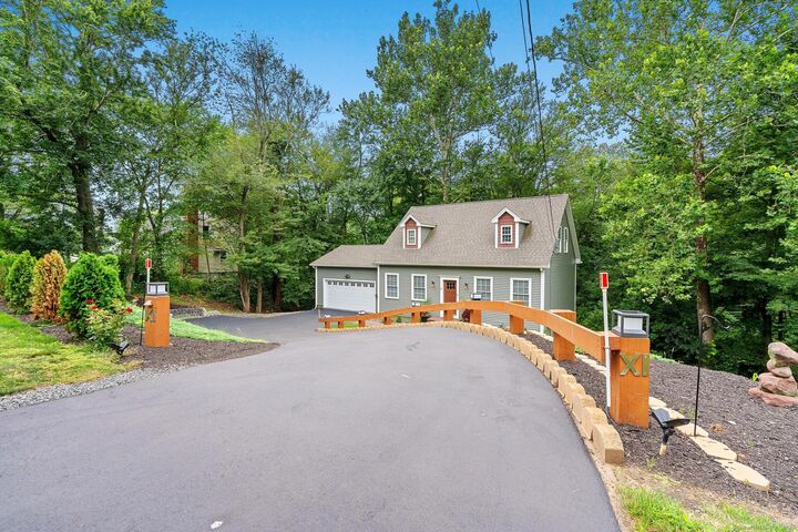 Property Photo:  11 Hamilton Road  CT 06026 