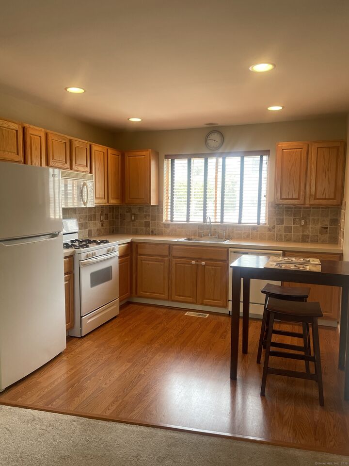 Property Photo:  560 Silver Sands Road 2203  CT 06512 