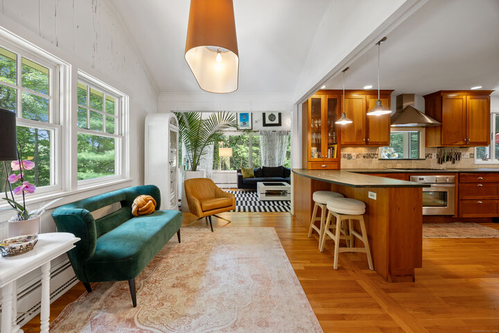 Property Photo:  109 Northrop Road  CT 06525 