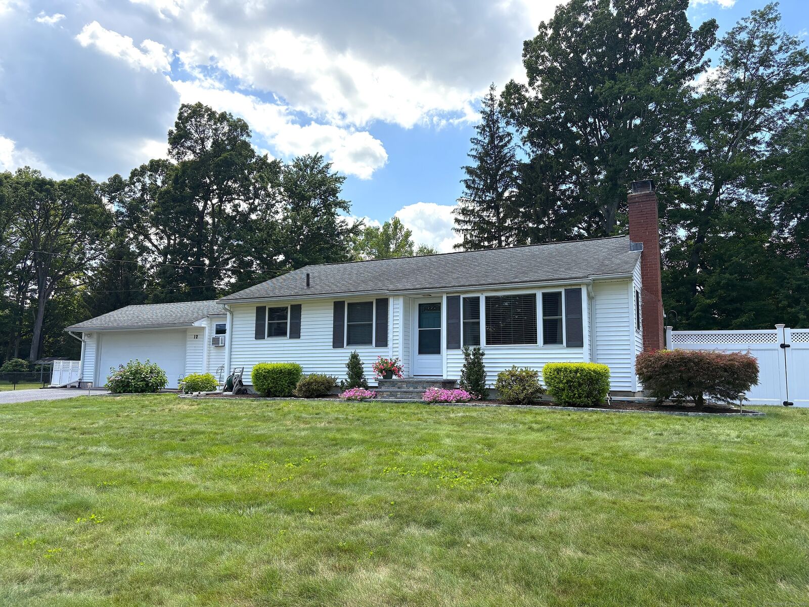 Property Photo:  12 Shady Oak Drive  CT 06082 