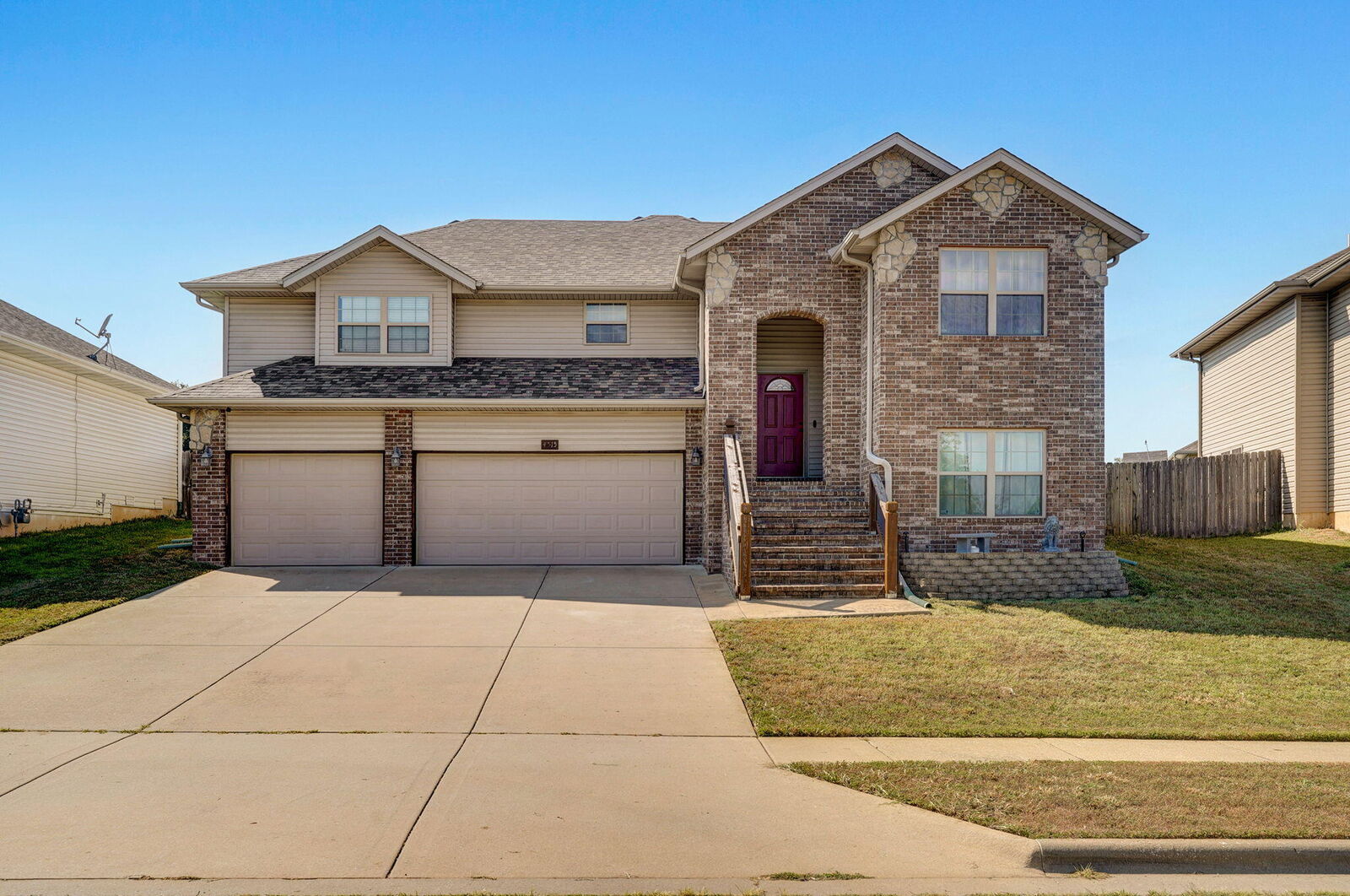 Property Photo:  4515 W Greenridge Street  MO 65807 