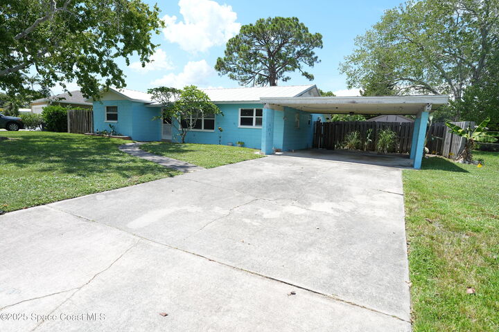 Property Photo:  2937 Matthew Drive  FL 32955 