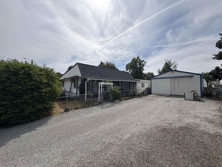 Property Photo:  11616 E Jackson Ave  WA 99206 