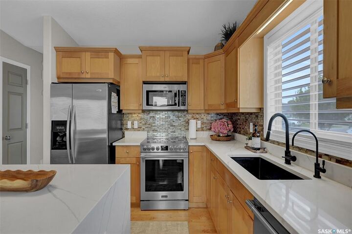 Property Photo: 2751 Windsor Park Road 4 SK S4V 1H1