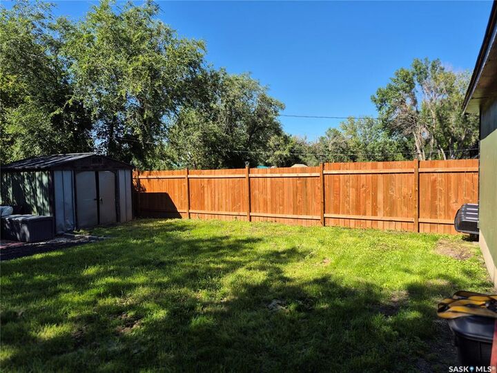 Property Photo: 344 Centre Street SK S0N 1Z0