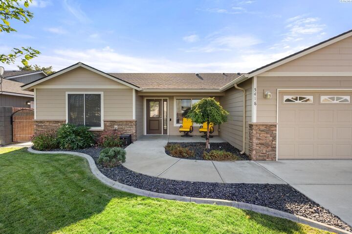 Property Photo: 5418 Grant Lane WA 99301