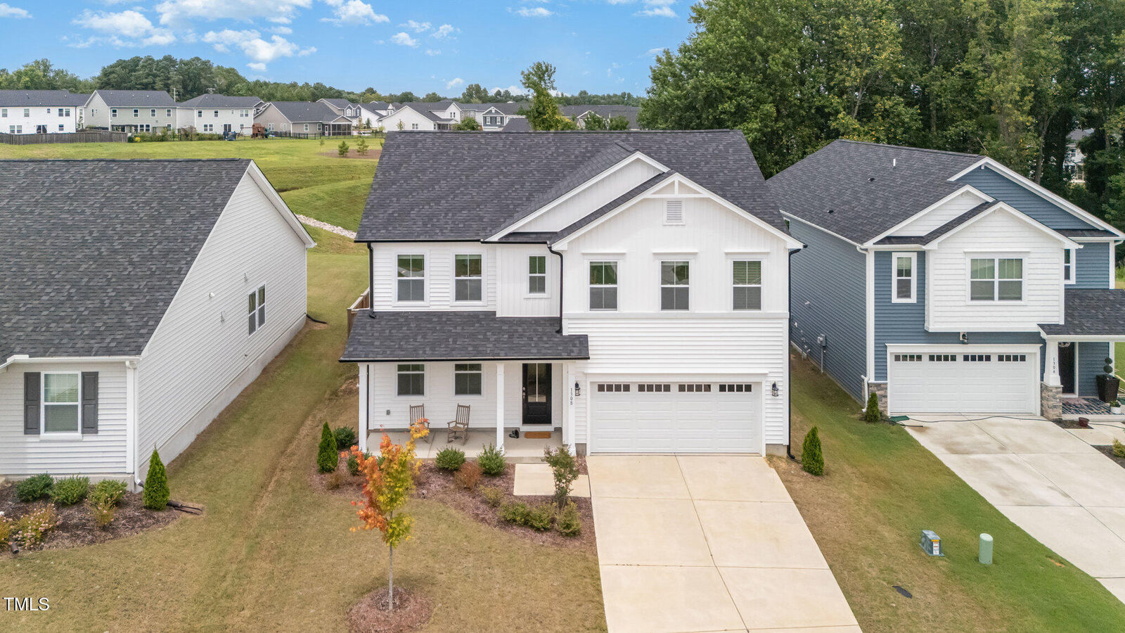 Property Photo: 1308 McFarlan Court NC 27540