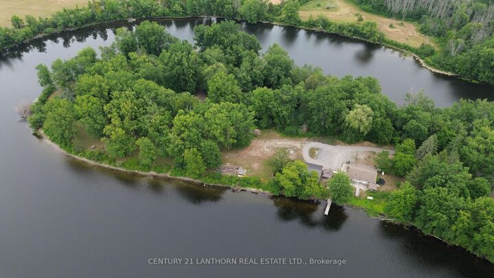 Property Photo:  133 Carleton Cove N/A  ON K0K 2B0