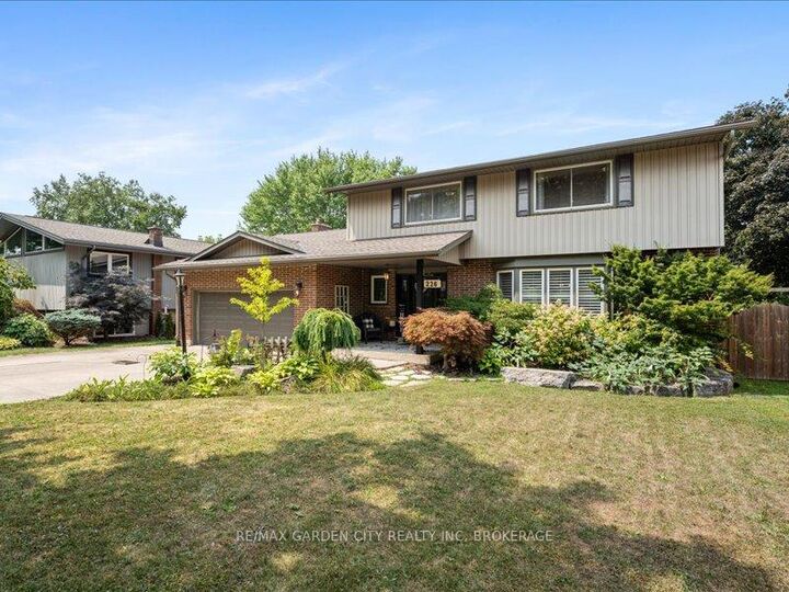 Property Photo: 226 Riverview Boulevard ON L2T 3M8