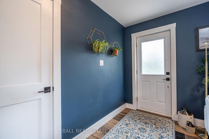 Property Photo: 39 Bishop Street ON K0L 2H0