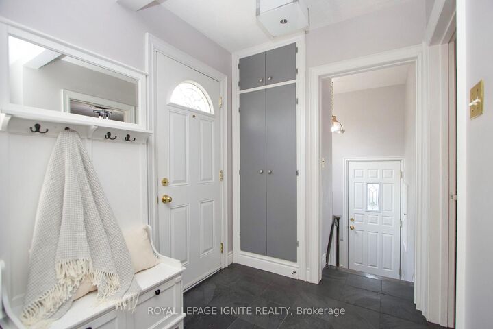 Property Photo:  52 Terraview Boulevard  ON M1R 4L9 