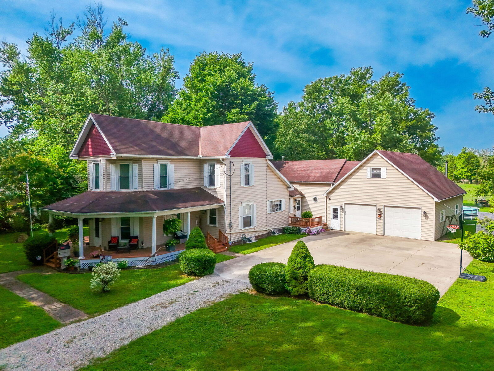 Property Photo: 313 N Franklin Street OH 43344