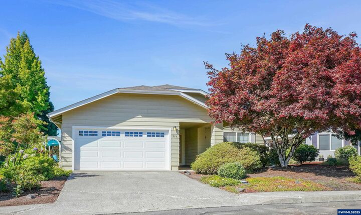 Property Photo:  1624 Sunrise Cir NW  OR 97304 