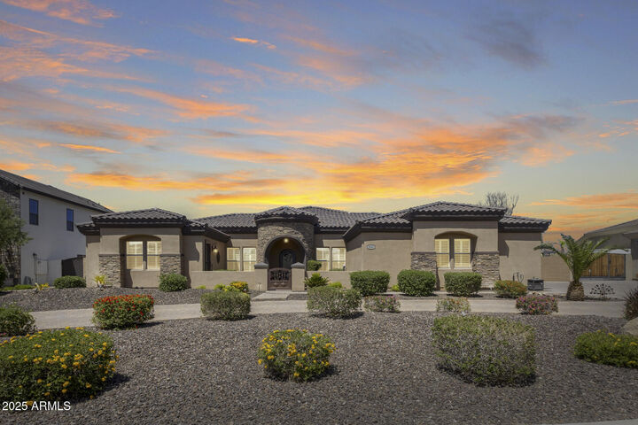 8024 W Vista Avenue  Glendale AZ 85303 photo