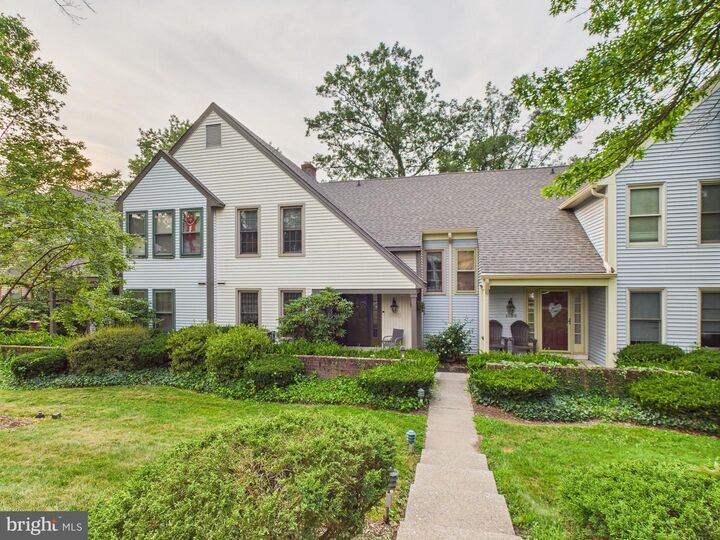 1124 Peggy Drive  Hummelstown PA 17036 photo