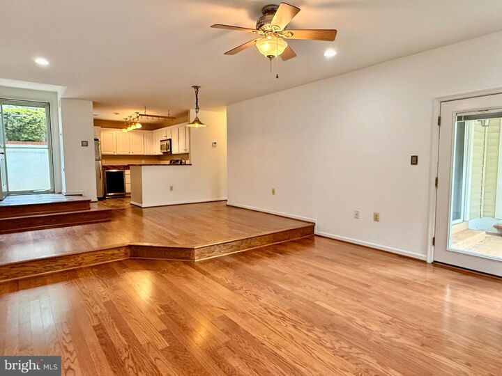 Property Photo: 2930 Yarling Court 2930 VA 22042